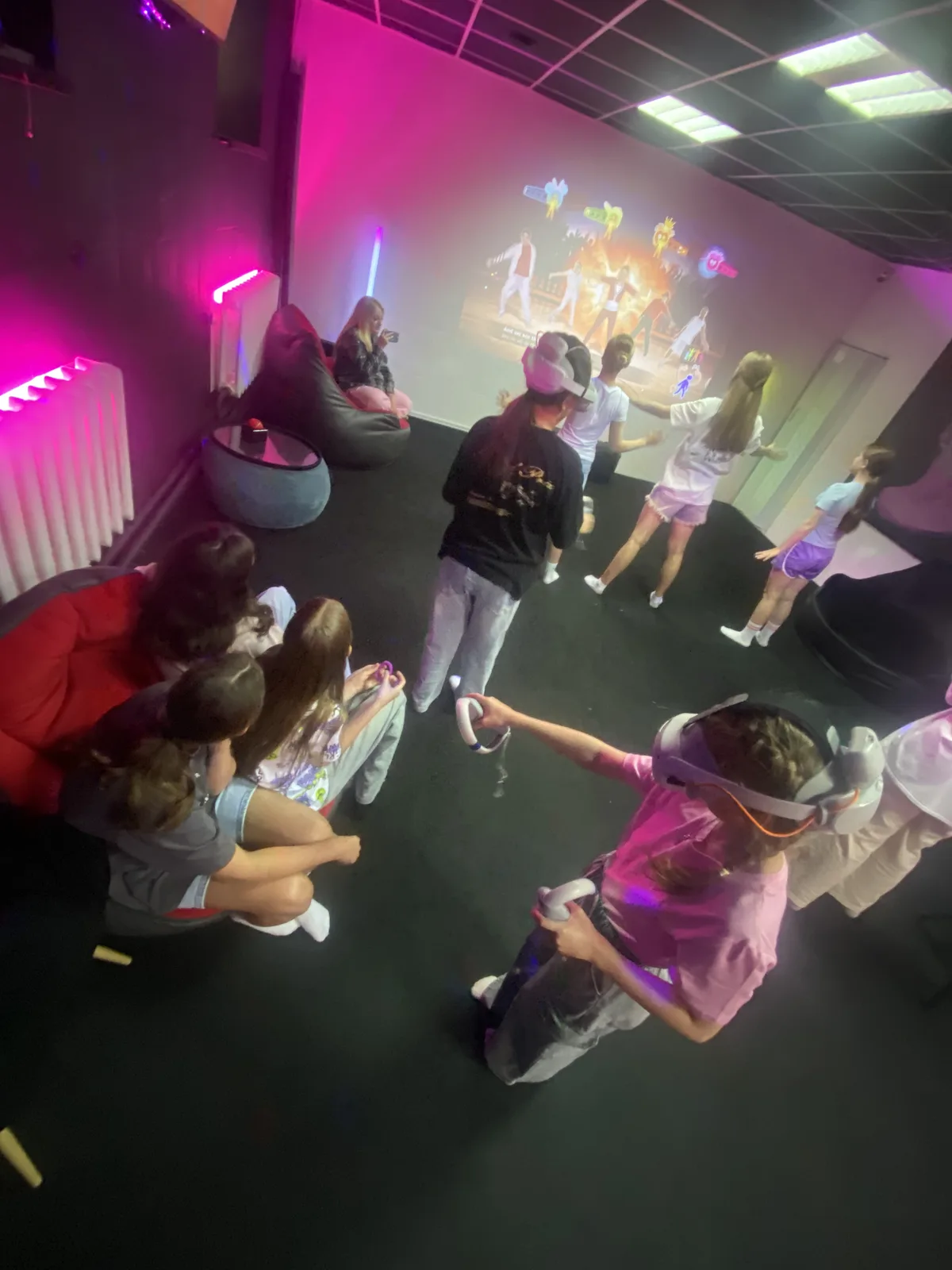 Гости в VR Lounge — фото 8